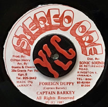 Cargar imagen en el visor de la galería, Captain Barkey – Foreign Duppy
