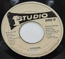 Cargar imagen en el visor de la galería, Horace Andy – See A Man's Face
