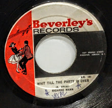 Cargar imagen en el visor de la galería, Ricardo Mann– Wait Till The Party Is Over
