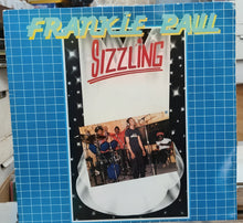 Cargar imagen en el visor de la galería, Frankie Paul – Sizzling
