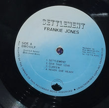 Cargar imagen en el visor de la galería, Frankie Jones – Settlement
