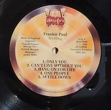 Cargar imagen en el visor de la galería, Frankie Paul – Sizzling
