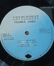 Cargar imagen en el visor de la galería, Frankie Jones – Settlement
