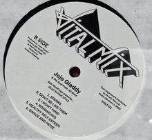 Cargar imagen en el visor de la galería, Jojo – In Fine Style
