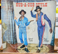 Cargar imagen en el visor de la galería, General Smilie &amp; Papa Michigan – Rub-A-Dub Style
