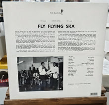 Cargar imagen en el visor de la galería, Various – Fly Flying Ska
