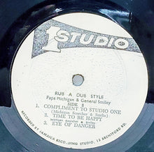 Cargar imagen en el visor de la galería, General Smilie &amp; Papa Michigan – Rub-A-Dub Style
