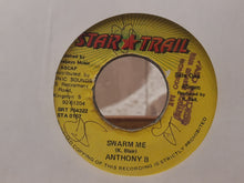 Cargar imagen en el visor de la galería, Anthony B - Swarm me

