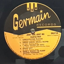 Cargar imagen en el visor de la galería, Audrey Hall – Just You Just Me
