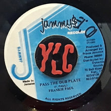 Cargar imagen en el visor de la galería, Frankie Paul – Pass The Dub Plate
