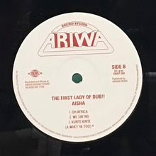 Cargar imagen en el visor de la galería, Aisha – The First Lady Of Dub!!
