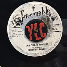 Cargar imagen en el visor de la galería, The Techniques / Dennis Alcapone – You Don&#39;t Care / The Great Wooyie
