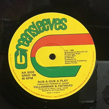 Cargar imagen en el visor de la galería, Yellowman &amp; Fathead – Rub A Dub A Play / Hold On To Your Woman
