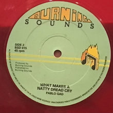 Cargar imagen en el visor de la galería, Pablo Gad – Throw Your Dreams / What Makes A Natty Dread Cry
