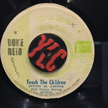 Cargar imagen en el visor de la galería, Dennis Al Capone/ Tommy McCook All Stars* – Teach The Children / (7-11) Seven Eleven
