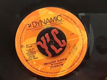 Cargar imagen en el visor de la galería, Byron Lee &amp; The Dragonaires – Don't Blame The Youth / Dragon Dance
