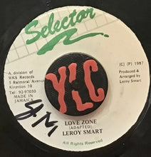 Cargar imagen en el visor de la galería, Leroy Smart – Love Zone
