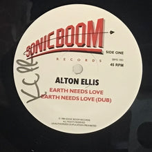 Cargar imagen en el visor de la galería, Alton Ellis – Earth Needs Love / Diverse Doctrine
