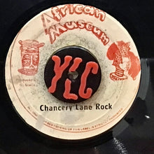 Cargar imagen en el visor de la galería, Gregory Isaacs – Front Door

