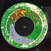 Cargar imagen en el visor de la galería, Mighty Diamonds– Rock With Me
