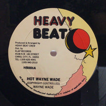 Cargar imagen en el visor de la galería, Wayne Wade – Hot Wayne Wade
