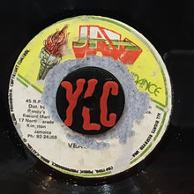 Cargar imagen en el visor de la galería, Jah Thomas – Dance On The Corner
