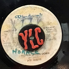 Cargar imagen en el visor de la galería, Joe Higgs / The Jay Boys – The World Upside Down / The World Upside Down (Version)
