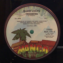 Cargar imagen en el visor de la galería, Black Uhuru - Sponji Reggae/Trodding
