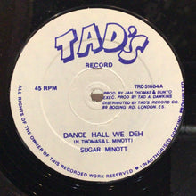 Cargar imagen en el visor de la galería, Sugar Minott – Dance Hall We Deh
