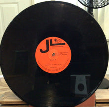 Cargar imagen en el visor de la galería, Dubby Brodie &amp; The Journey Lions – Wake Up
