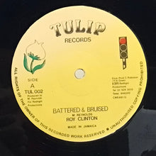 Cargar imagen en el visor de la galería, Roy Clinton – Battered &amp; Bruised
