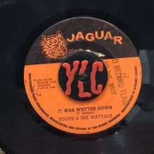Cargar imagen en el visor de la galería, Toots &amp; The Maytals – Daddy / It Was Written Down
