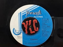 Cargar imagen en el visor de la galería, Lecturer – Buckle Up
