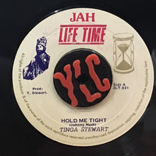 Cargar imagen en el visor de la galería, Tinga Stewart – Hold Me Tight
