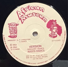 Cargar imagen en el visor de la galería, Gregory Issacs – Drifting Away
