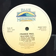 Cargar imagen en el visor de la galería, Frankie Paul – Reaching Out
