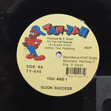 Cargar imagen en el visor de la galería, Captain D&#39;von, Scion Success – A-G-O-N-Y / Yo
