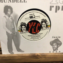 Cargar imagen en el visor de la galería, Hugh Mundell/ Roots Radics – Jacqueline/Dangerous Match Three
