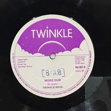 Cargar imagen en el visor de la galería, Twinkle Bros.– Everybody Needs Somebody
