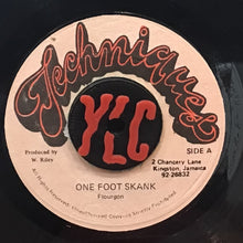 Cargar imagen en el visor de la galería, Flourgon – One Foot Skank
