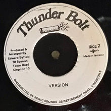 Cargar imagen en el visor de la galería, Frankie Jones – Let Go Rydim
