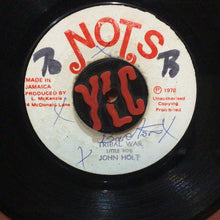 Cargar imagen en el visor de la galería, John Holt – Tribal War
