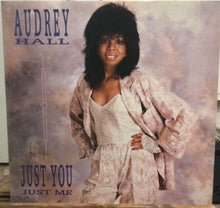 Cargar imagen en el visor de la galería, Audrey Hall – Just You Just Me

